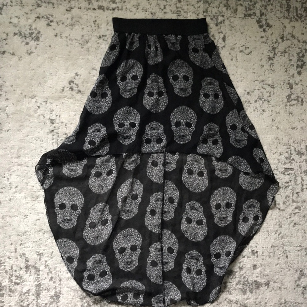 Scull skirt